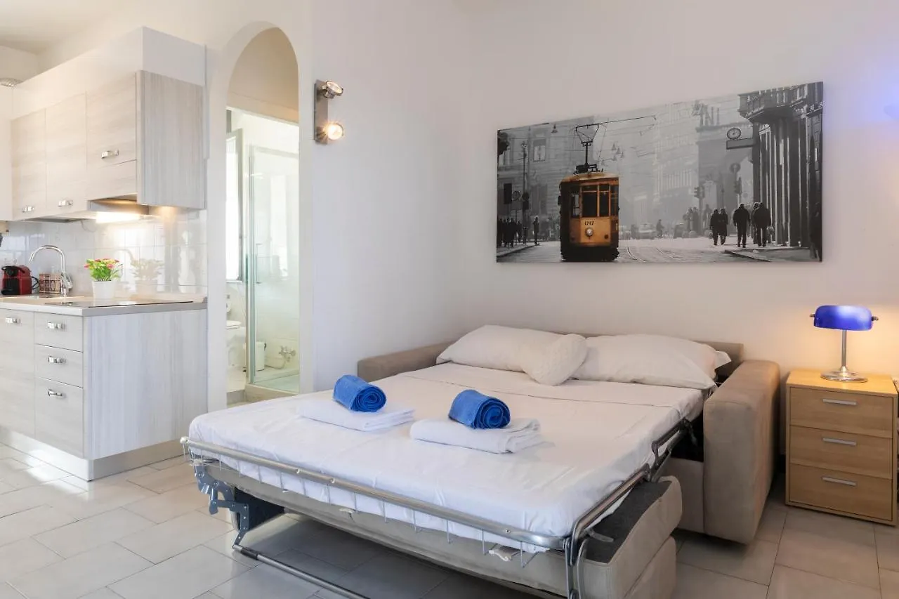 La Veranda - Bright Top Floor Apartment With Views Of The Madonnina Μιλάνο Ιταλία